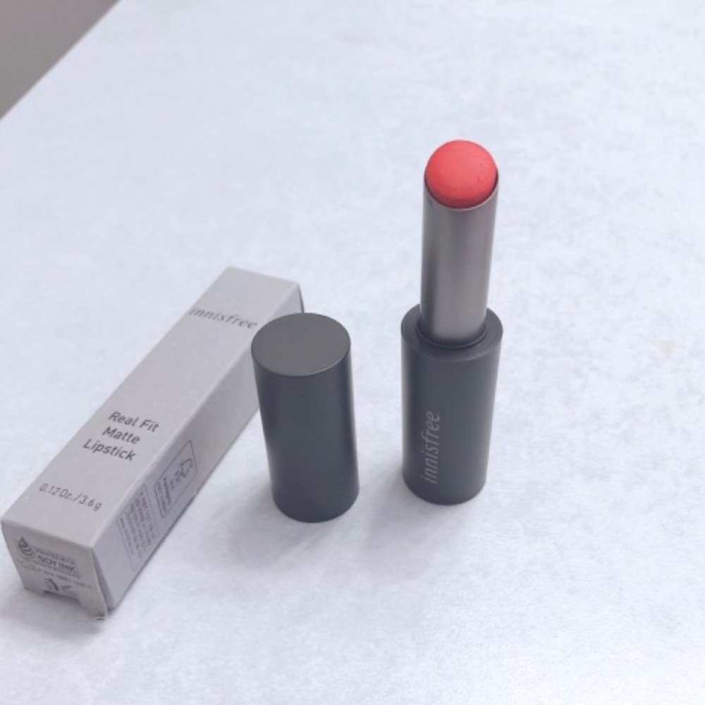 Innisfree Lip stick Real Fit Matte Lipstick 06 (Gently used)